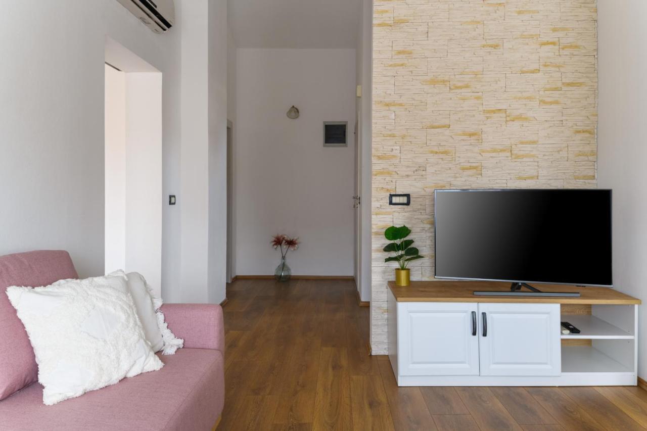 Apartments Perkovic Фажана Экстерьер фото